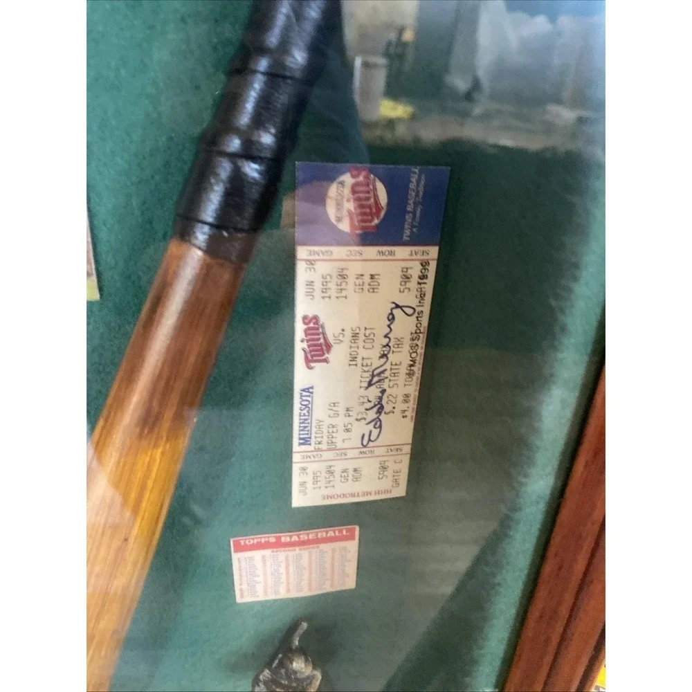 Vintage Baseball Shadow Box Framed Collectible‎ 20 3/4 X 13 1/2 inches